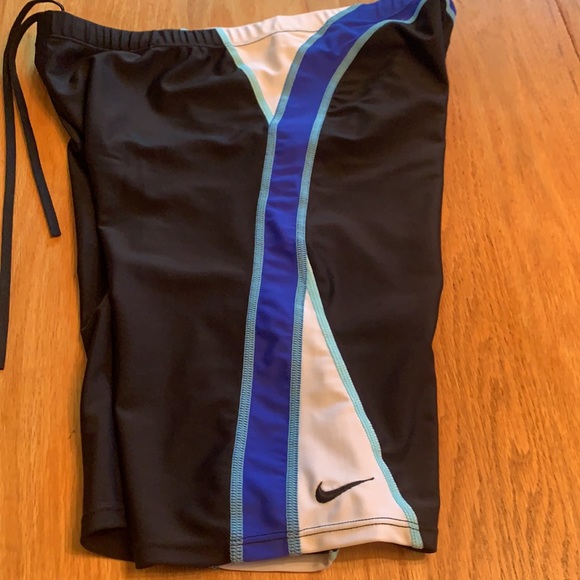 Nike Kids swim trunks - Picture 4 of 6